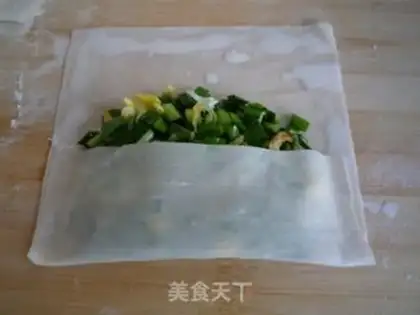 Make An egg box with a pickle step 9