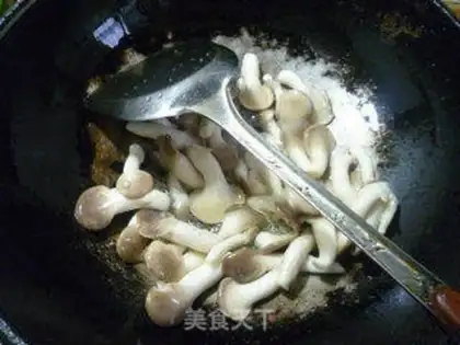Make The sprouts, the mushrooms step 3