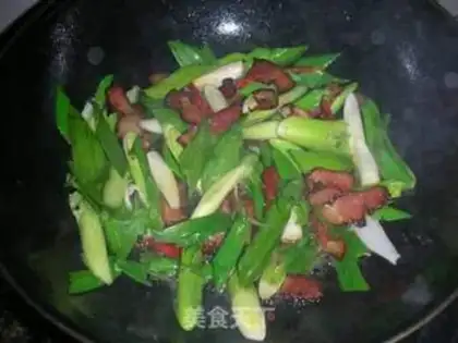Make Garlic pork step 6