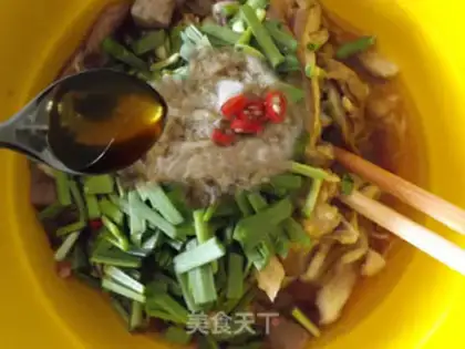 Make Spicy chicken soup step 0