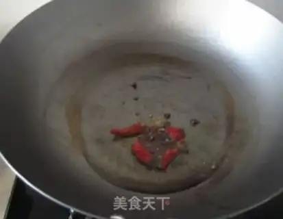 Make Spicy chicken soup step 4