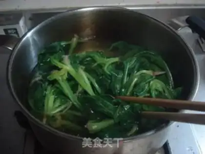 Make The spinach tower step 0