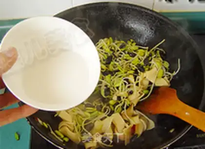 Make Tofu sprouts step 10