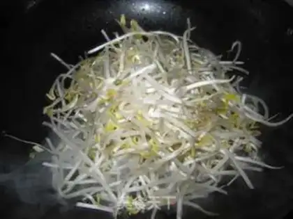 Make Bean sprouts step 3