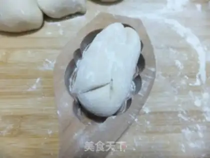 Make Fancy buns step 5