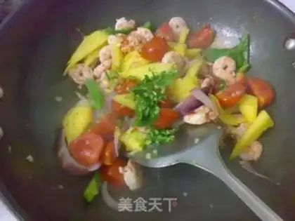Make Shrimp with fresh fruit step 8