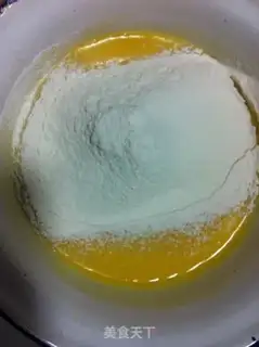 Make Orange Jell-O Chi Fung step 1