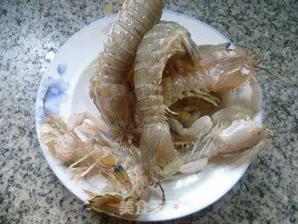 Make Spicy shrimp step 0