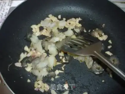 Make Pineapple seafood step 4