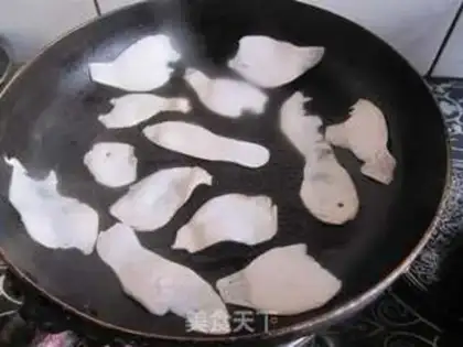 Make Fried almond mushrooms step 3