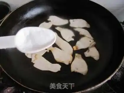 Make Fried almond mushrooms step 5