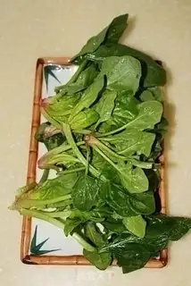 Make A spinach shrimp platter fan step 0
