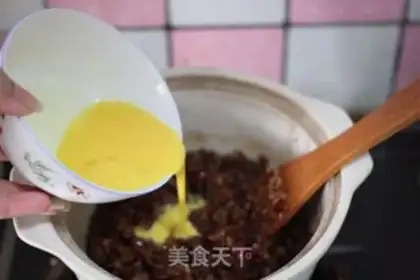 Make Red-tree cake step 6