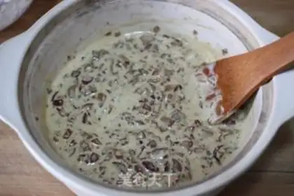 Make Red-tree cake step 9