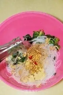Make A spinach shrimp platter fan step 12
