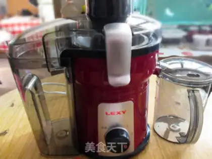 Make Fresh strawberry juice step 0