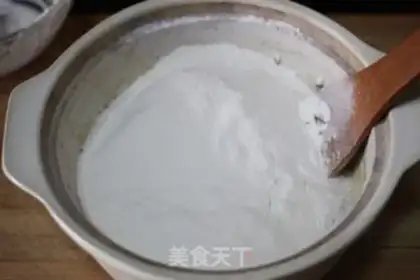 Make Red-tree cake step 10