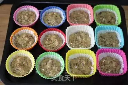 Make Red-tree cake step 12
