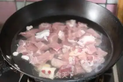 Make A radish stew step 1