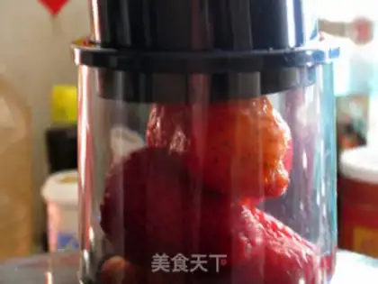 Make Fresh strawberry juice step 4