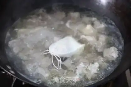 Make A radish stew step 4