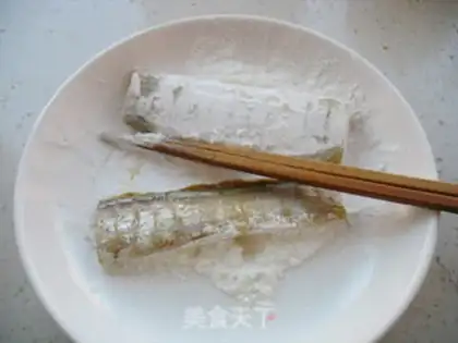Make Fried Ribbon Fish step 3