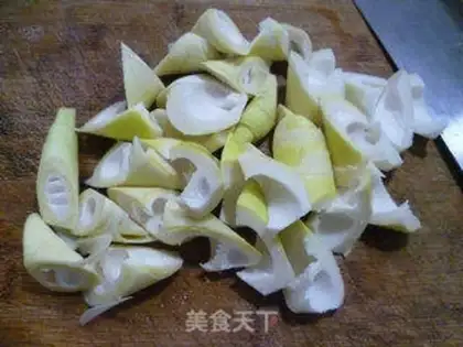 Make Tofu dry-burn thunder step 4