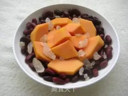 Make Red bean steam papaya step 1