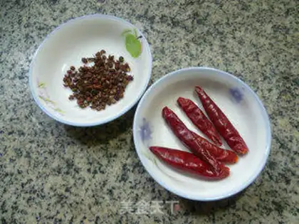 Make Spicy sea tie step 1