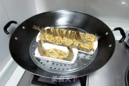 Make Garlic shrimp step 4