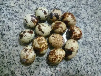 Make Shrimp, fried quail eggs step 0