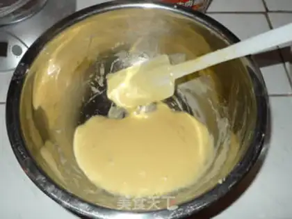 Make French honey sponge cake step 9