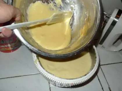 Make French honey sponge cake step 10