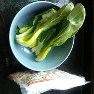 Make Red-hot beef noodles step 9
