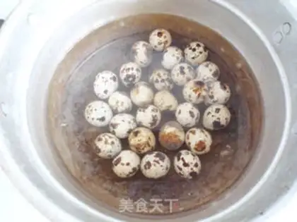 Make Five quail eggs step 1
