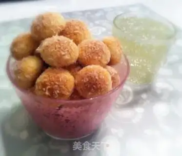 Make Gold coconut ball step 12
