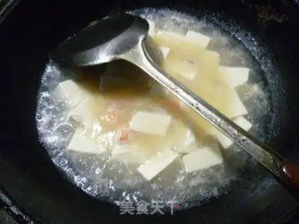 Make Crayfish tofu step 6