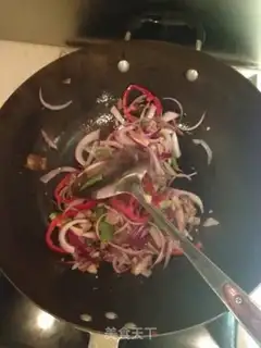 Make A pan and pizza step 3