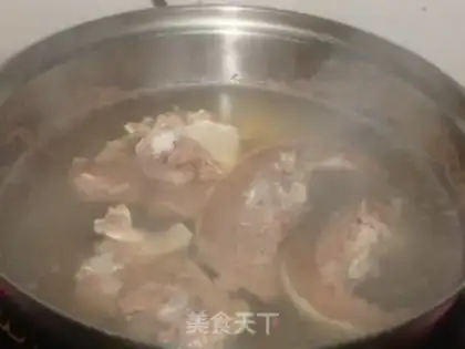 Make Ginger onions and pigs step 0