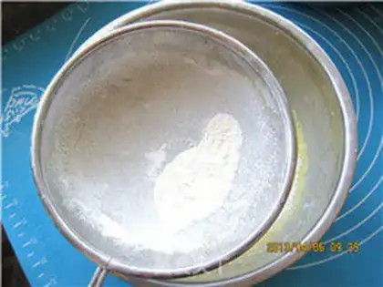 Make Birthday cake step 2