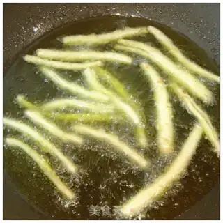 Make Seafood mushroom sesame sticks step 4