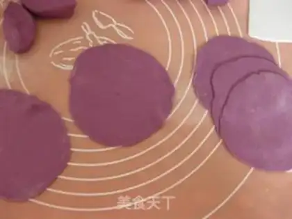 Make Potato rose buns step 5