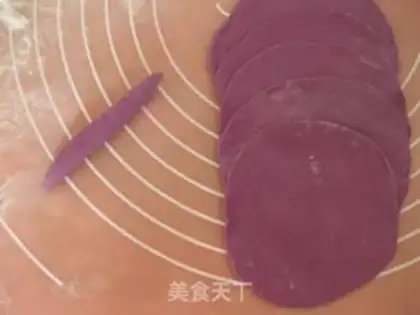 Make Potato rose buns step 6