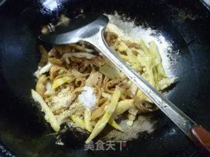 Make Spicy noodles step 7