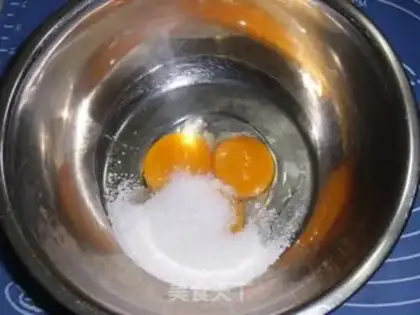 Make Strawberry cream cake step 0