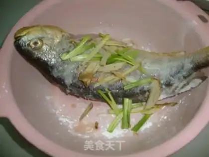Make Tea and steam fish heads step 5