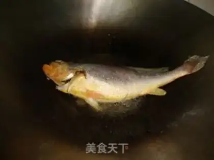 Make Tea and steam fish heads step 6