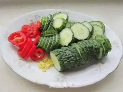 Make cucumber chops step 0