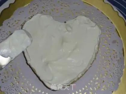 Make Strawberry cream cake step 11