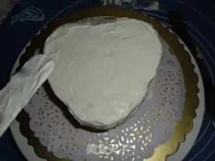 Make Strawberry cream cake step 14